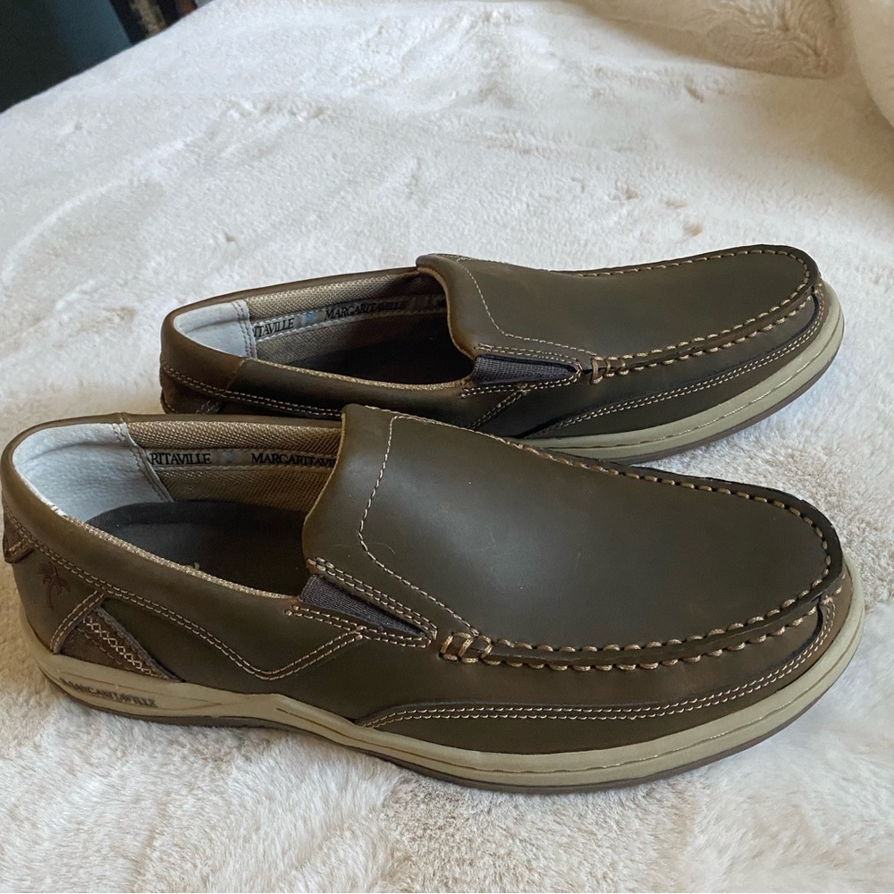 LEATHER Slip Ons - Mens 10 Margaritaville